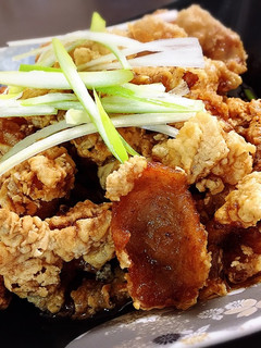 おつまみに甘酢の鶏皮唐揚げ-レシピのメイン写真