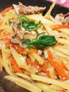 千切りじゃがいもと豚肉のオイスター炒め-レシピのメイン写真