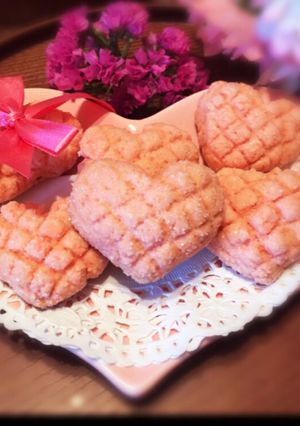 ハートが可愛い！イチゴメロンパンクッキー-レシピのメイン写真