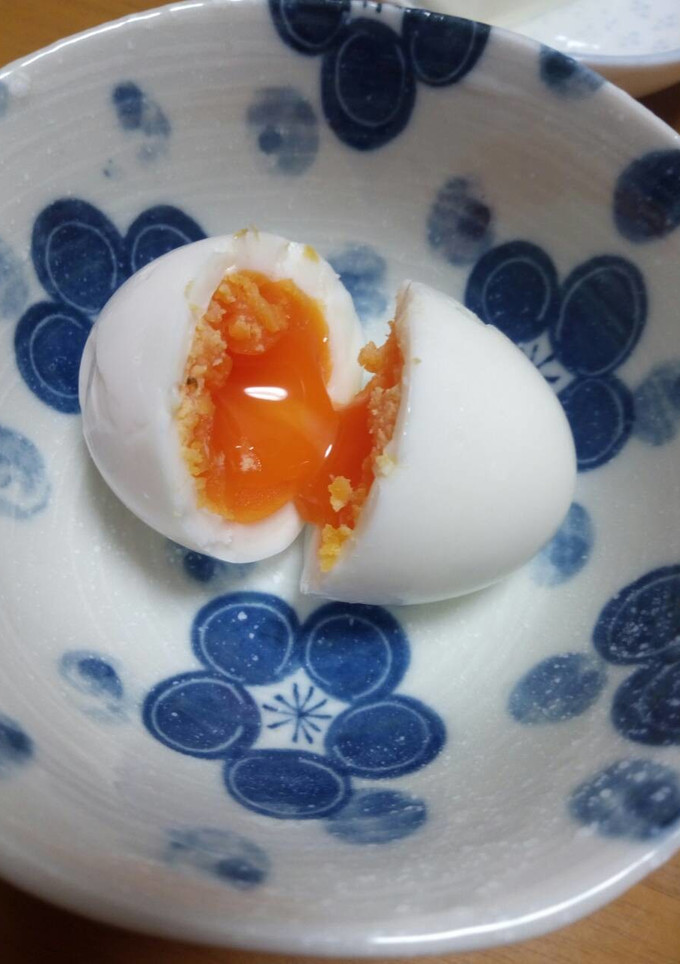 タイマーで7分計るだけ♪つるんと半熟卵-レシピのメイン写真