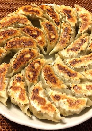 簡単!焼き餃子☆*.゜-レシピのメイン写真