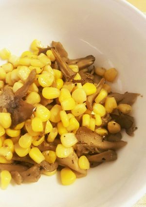 舞茸とコーンバター-レシピのメイン写真