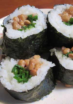 セリでシャキ旨！ちょいスペシャル納豆巻き-レシピのメイン写真