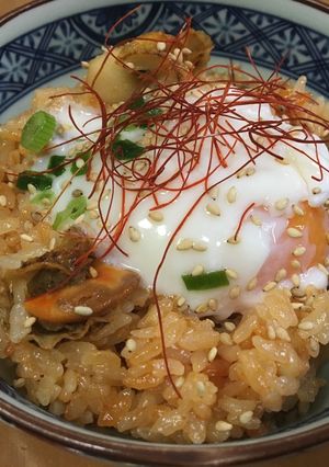 鍋キューブでねりごま帆立辛旨炊き込みご飯-レシピのメイン写真