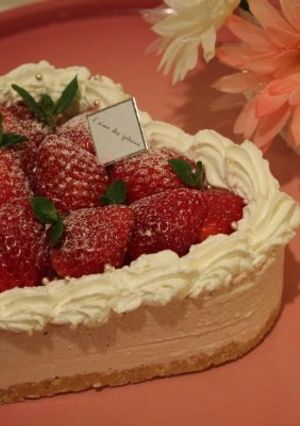 簡単　可愛いストロベリーレアチーズケーキ-レシピのメイン写真