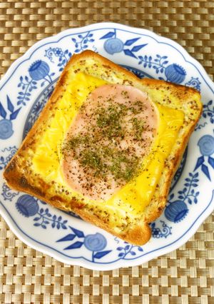 チェダー生ハムトースト-レシピのメイン写真