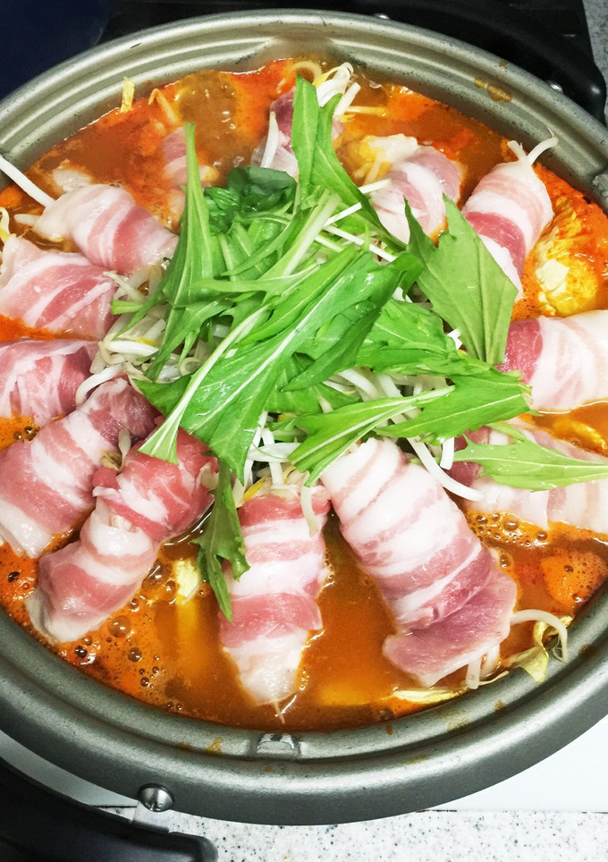 シャキシャキもやし巻きの旨辛キムチ鍋-レシピのメイン写真