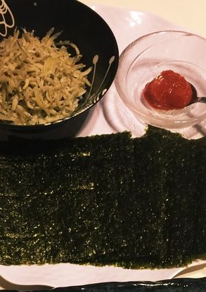 しらすのペペロンチーノ☆梅と海苔を添えて-レシピのメイン写真