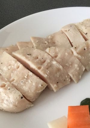 サラダチキンでタンパク質をたっぷり-レシピのメイン写真