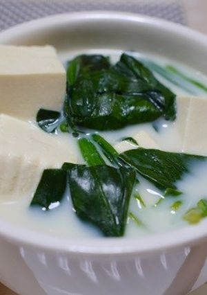 ほうれん草と豆腐の豆乳スープ　-レシピのメイン写真