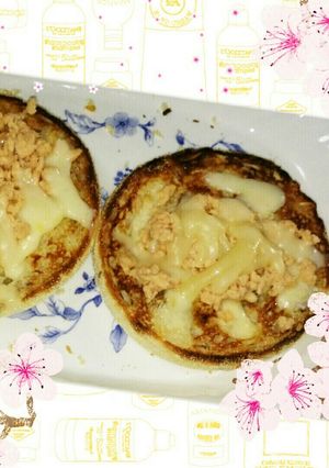 イングリッシュマフィンの鮭チーズトースト-レシピのメイン写真