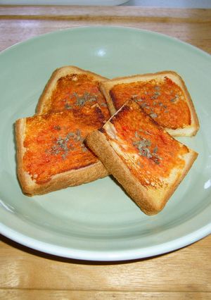 食パンでワインの簡単おつまみ♪-レシピのメイン写真