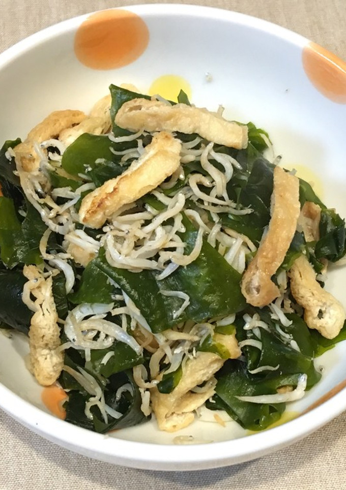 油揚げとしらすとわかめのごま油炒め-レシピのメイン写真