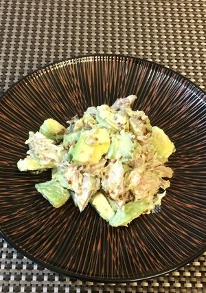 アボカドとなまり節の簡単混ぜるだけサラダ-レシピのメイン写真