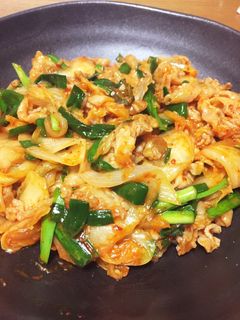 ニラたっぷり 豚キムチ-レシピのメイン写真