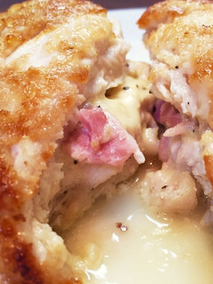 鶏胸肉のベーコンチーズサンド❁*+-レシピのメイン写真