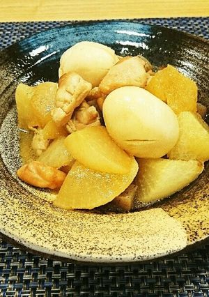 シンプルな味付けで☆鳥と大根の煮物☆-レシピのメイン写真