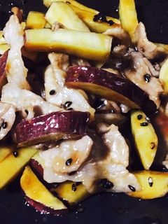 さつまいもと豚バラの甘辛煮-レシピのメイン写真