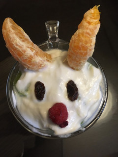 うさぎのパフェ風ヨーグルト-レシピのメイン写真