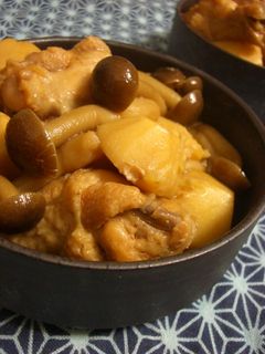 さといもと手羽元の煮物-レシピのメイン写真