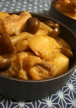 さといもと手羽元の煮物-レシピのメイン写真