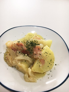 ジャガイモとチーズ炒め-レシピのメイン写真