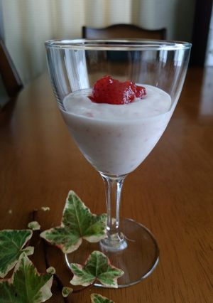 桜色ヨーグルトで春の気分-レシピのメイン写真