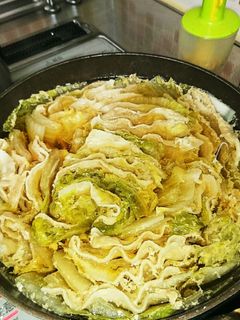 簡単!豚バラと白菜のミルフィーユ鍋-レシピのメイン写真