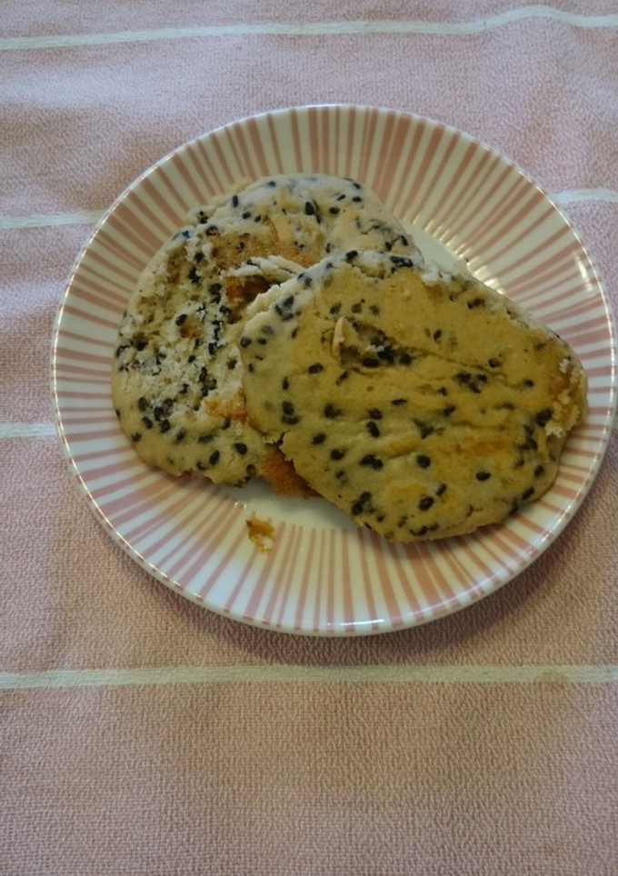 簡単おやつ 上新粉とゴマの和風パンケーキ-レシピのメイン写真