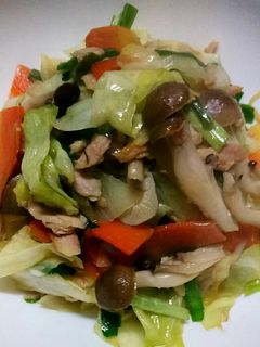 簡単☆キャベツ しめじのツナ入り野菜炒め-レシピのメイン写真