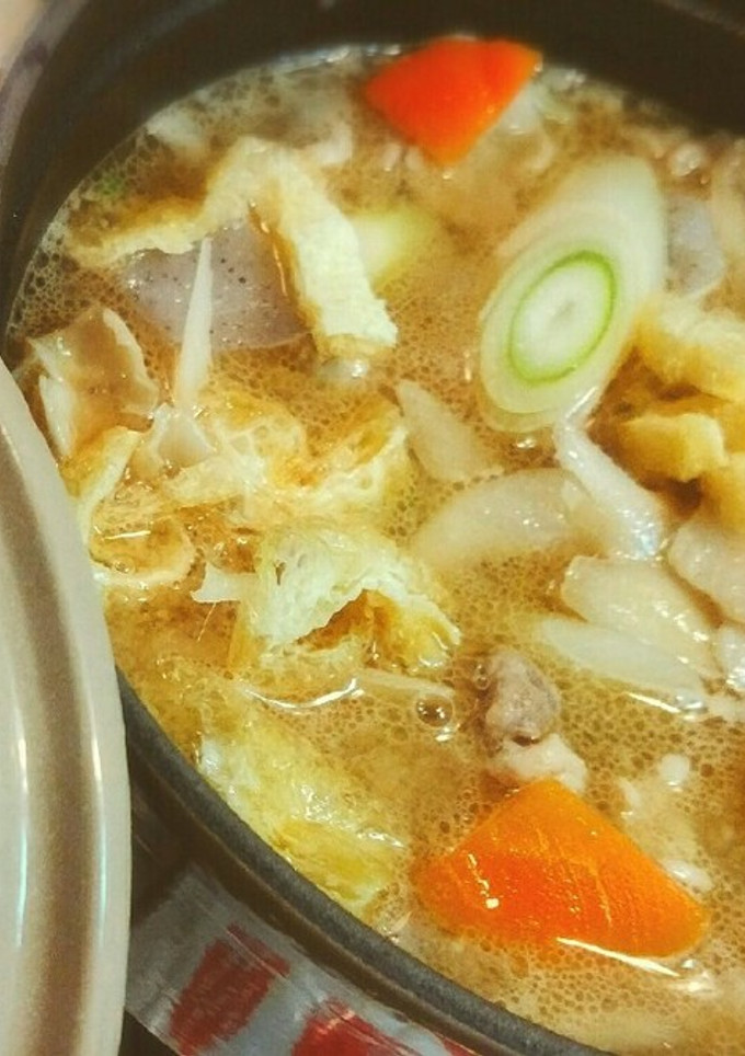 簡単！ストウブ鍋で野菜ほくほく豚汁♪-レシピのメイン写真