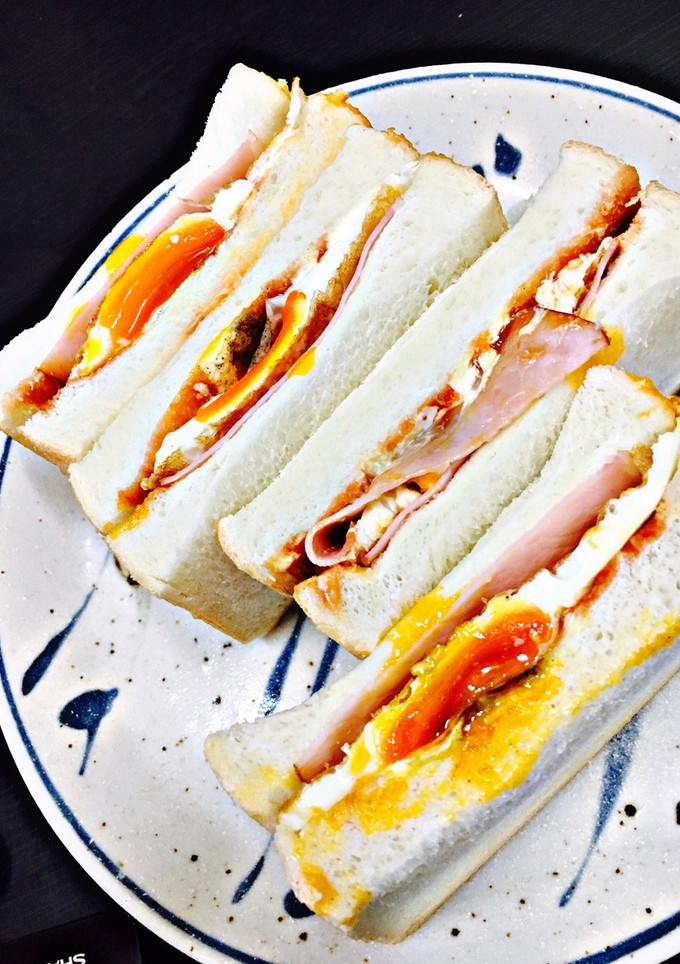 簡単☆半熟目玉焼きサンド☆-レシピのメイン写真