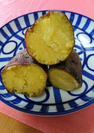 簡単♪オーブンでスーパーのあの焼きいも-レシピのメイン写真