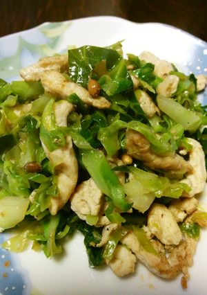 春キャベツと鶏胸肉の千切り炒め-レシピのメイン写真