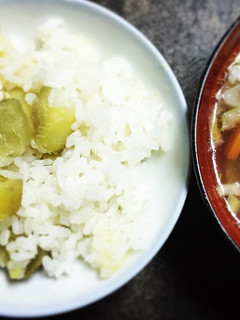 ほっこり甘い♡簡単さつまいもご飯-レシピのメイン写真