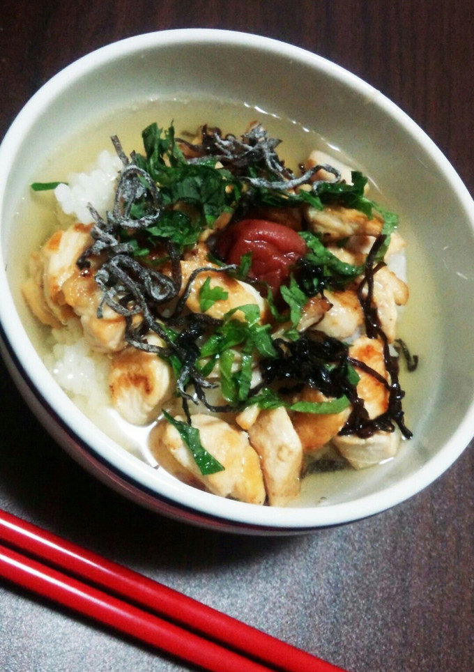 【主食】一杯の茶漬け 【梅と鶏の茶漬け】-レシピのメイン写真