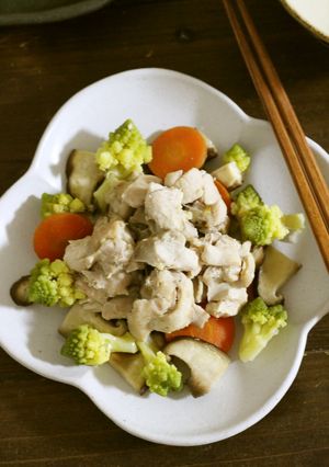 簡単メインに！鶏と野菜のドレレンジ蒸し。-レシピのメイン写真