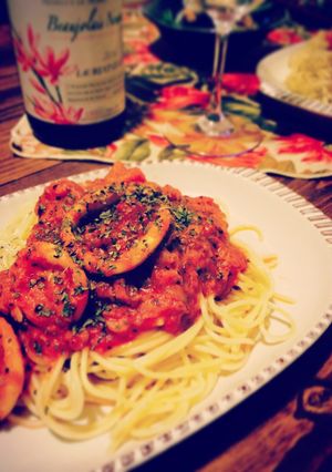 イカとツナ☆ハーブ香るトマトソースパスタ-レシピのメイン写真