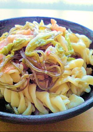 白菜とベーコン、細切り昆布の和風パスタ-レシピのメイン写真