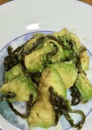 アボカドの塩昆布和え-レシピのメイン写真