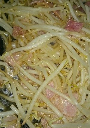 もやしベーコン＆ごま油ポン酢炒め-レシピのメイン写真