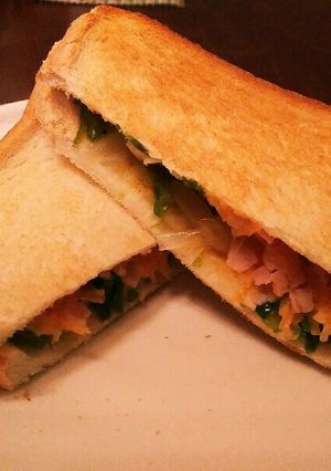 ひし餅柄に見立てたホットサンド。-レシピのメイン写真