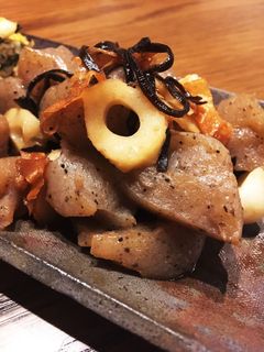 簡単ちぎりこんにゃくとちくわの塩昆布炒め-レシピのメイン写真