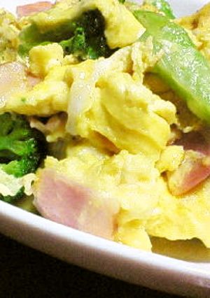 ブロッコリーのチーズオムレツ-レシピのメイン写真