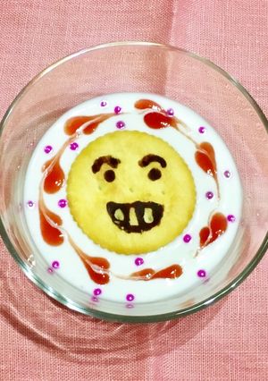 クラッカーを使ってヨーグルトアート-レシピのメイン写真