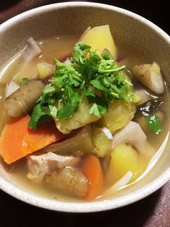鶏胸肉と根菜のスープ-レシピのメイン写真