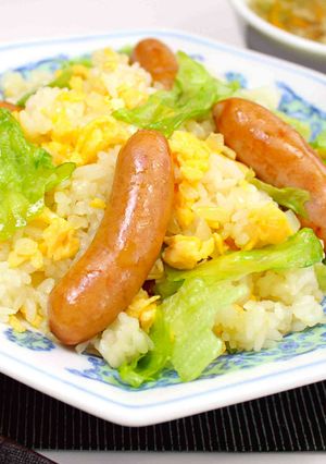 豊潤ウインナーのレタスチャーハン-レシピのメイン写真