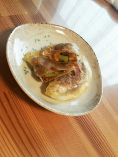 残りカレー・餃子の皮で✦カレー餃子-レシピのメイン写真