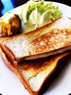 簡単!餅ピザトースト❁-レシピのメイン写真