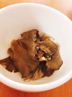 3分で簡単!バター醤油まいたけ-レシピのメイン写真